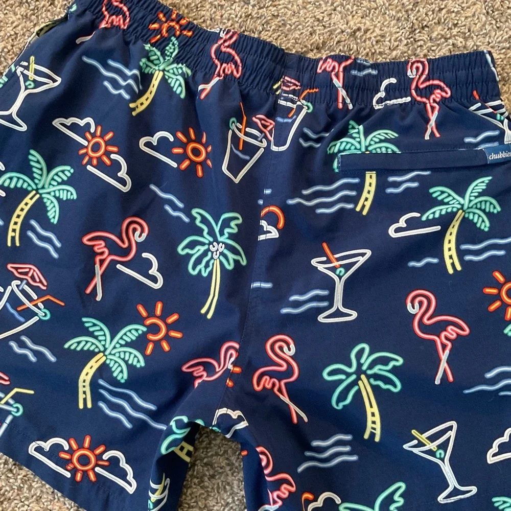 Chubbies Neon Lights Swim Trunks Mens Large Navy Tropical Print 5.5 Inseam